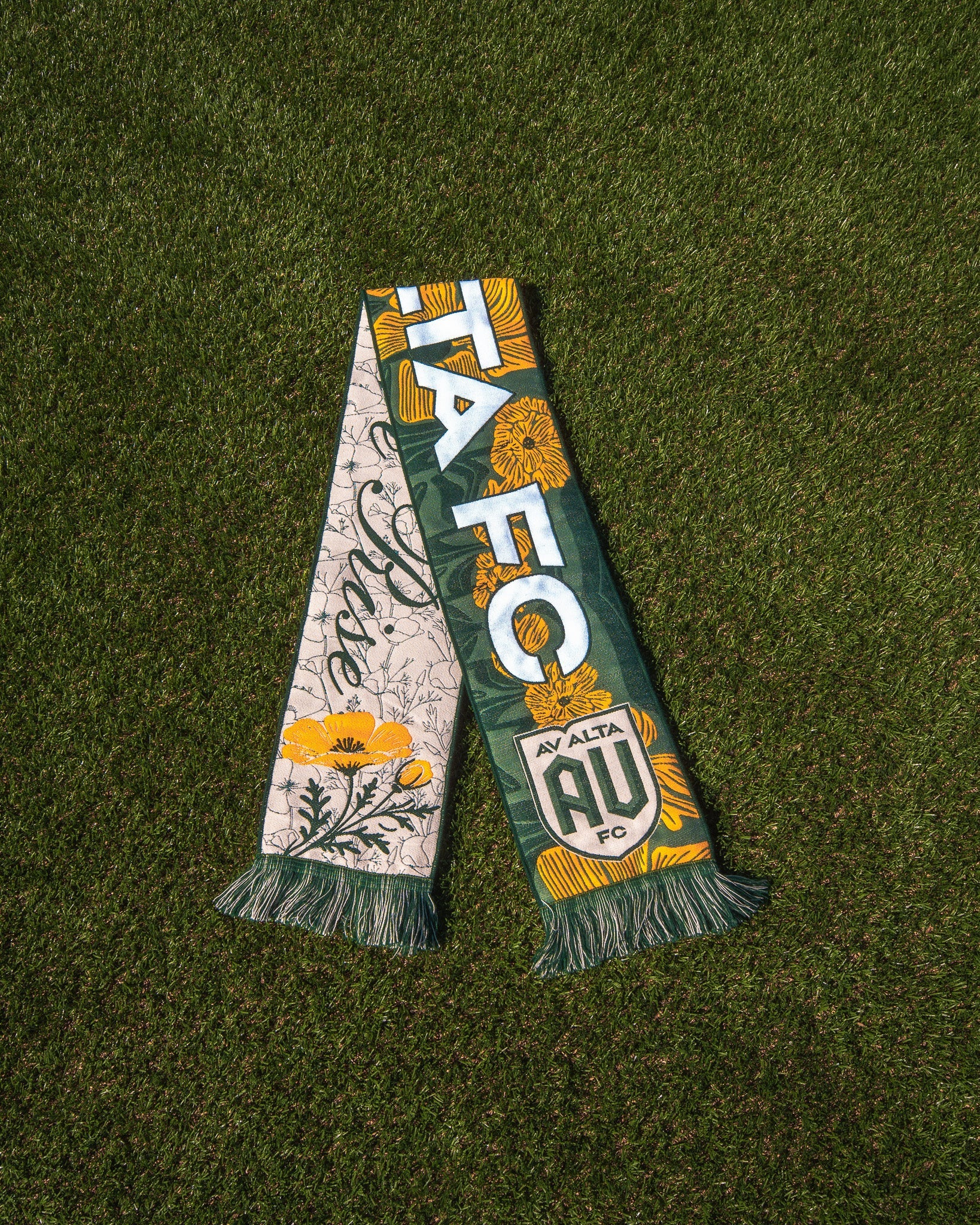 SCARVES