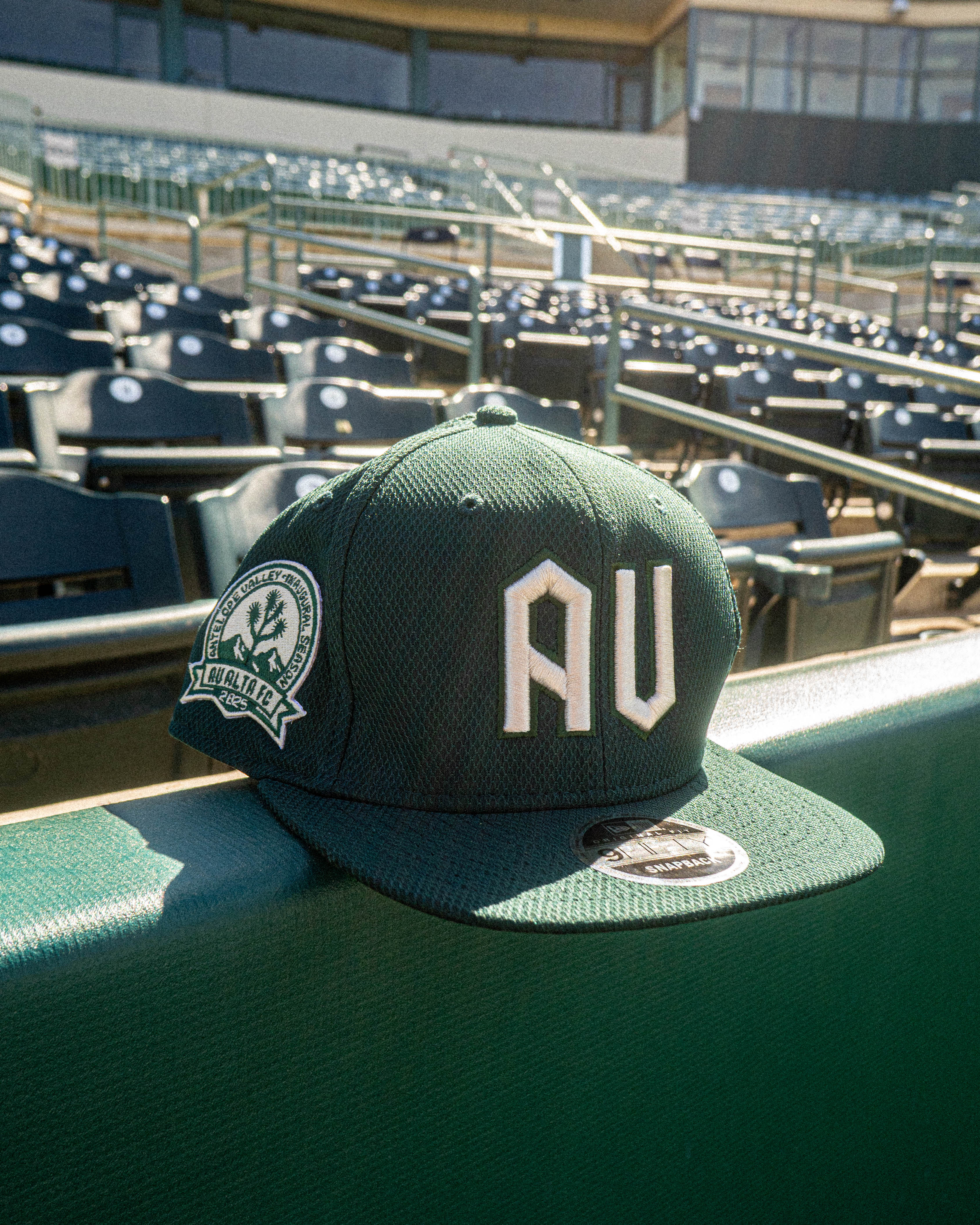 AV New Era Flatbill Hat – AV ALTA FC